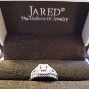 10WG DIAMOND ENGAGEMENT RING
